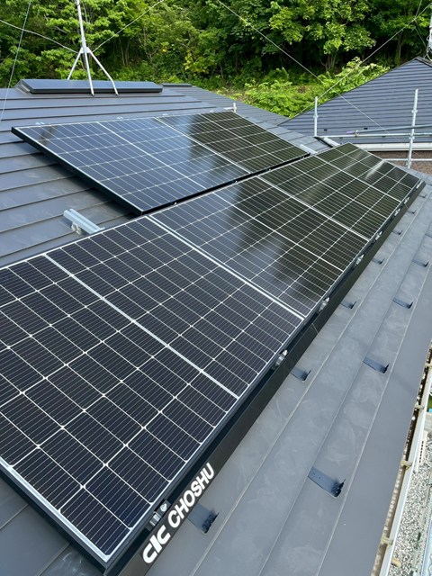 塩釜市 お客様邸｜長州産業 太陽光発電3.276kW設置工事の施工写真