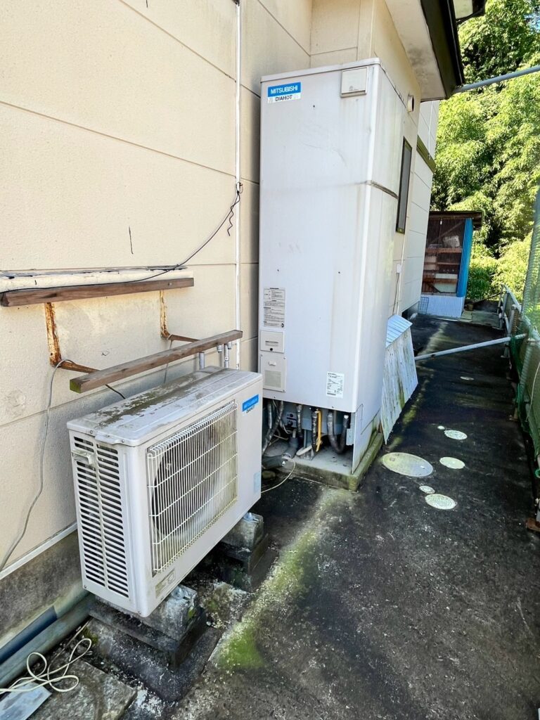 交換前の三菱電機のエコキュート（黒川郡大和町）