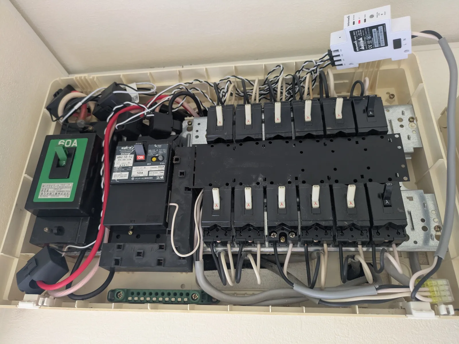 分電盤まわりの施工